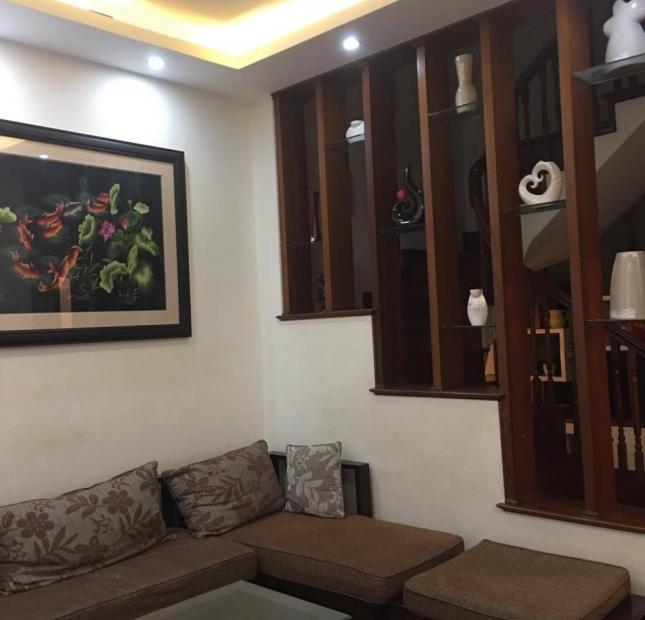 Đinh la Thăng bán nhà Phố Xã Đàn gần 30m xây 5 tầng cực đẹp giá chỉ 14 tỷ, ngay ngã 5 Ô Chợ Dừa