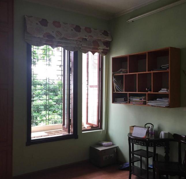 Đinh la Thăng bán nhà Phố Xã Đàn gần 30m xây 5 tầng cực đẹp giá chỉ 14 tỷ, ngay ngã 5 Ô Chợ Dừa
