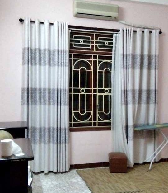 Bán nhà phân lô ngõ 61 Phùng Chí Kiên, DT 35 m2 x 4,5T, còn mới đẹp, giá 3,25 tỷ