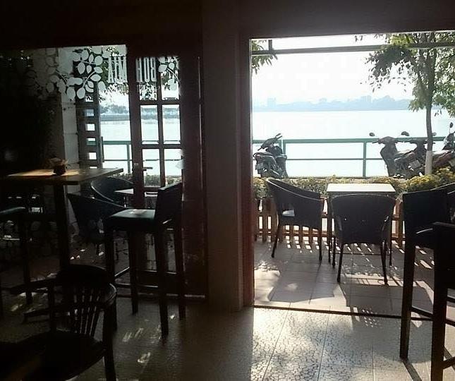 Sang nhượng quán cafe mặt hồ Tây, đoạn vip hồ khu Quảng Bá, 120m2, giá 15 triệu/tháng