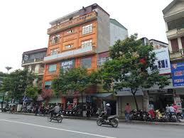 Bán gấp nhà 2 tầng mặt phố Trần Đại Nghĩa, Hai Bà Trưng, diện tích 106.3m2, mặt tiền 7.47m