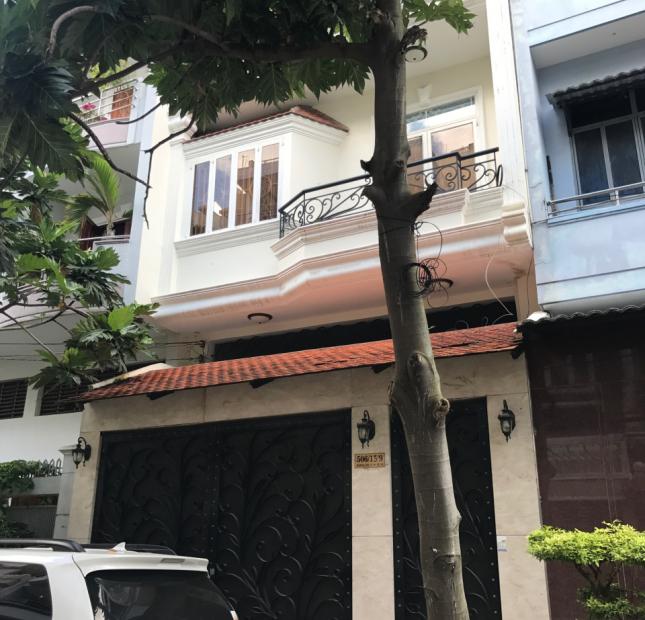 Nhà bán Quận 5, gia đình cần tiền bán tháo căn nhà HXH đường Trần Phú để trả nợ