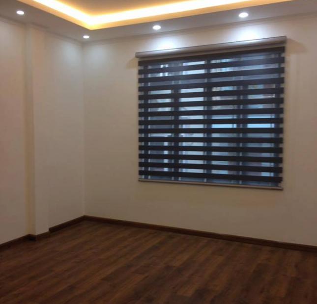 Bán nhà xây mới thoáng trước sau, 40m2 * 4 tầng, ô tô vào, phố Lương Thế Vinh, full đồ, 0984203690