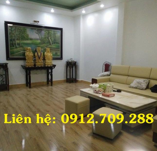 Cần bán gấp nhà phố Nguyễn Phúc Lai, Đống Đa, 40m2, 5 tầng
