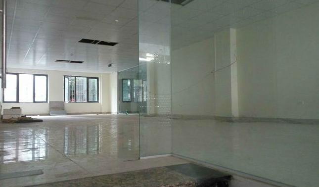 Cho thuê sàn văn phòng tòa nhà mặt phố Tô Vĩnh Diện, mặt tiền 10m