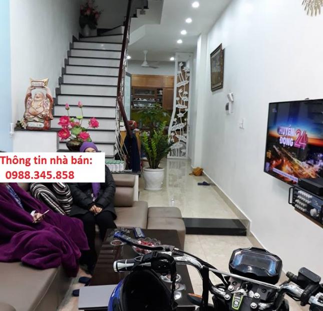 Cần bán gấp nhà phố Vương Thừa Vũ, Thanh Xuân, 48m2 x 5 tầng, nhà rất đẹp ở luôn, giá 5.2 tỷ