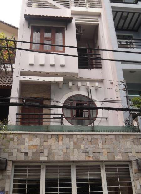 Bán nhà 3L mới, đẹp đường Bà Huyện Thanh Quan P6, Q3 DT: 4x20m, giá 24,9 TỈ