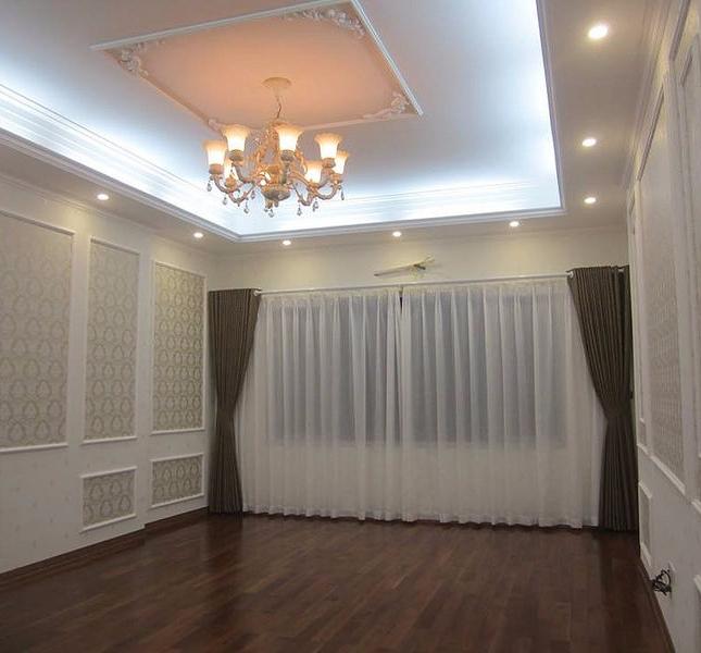 Chính chủ cần bán nhà đẹp phố Triều Khúc, Thanh Xuân, 38m2 * 4 tầng, ngõ thông, kinh doanh được