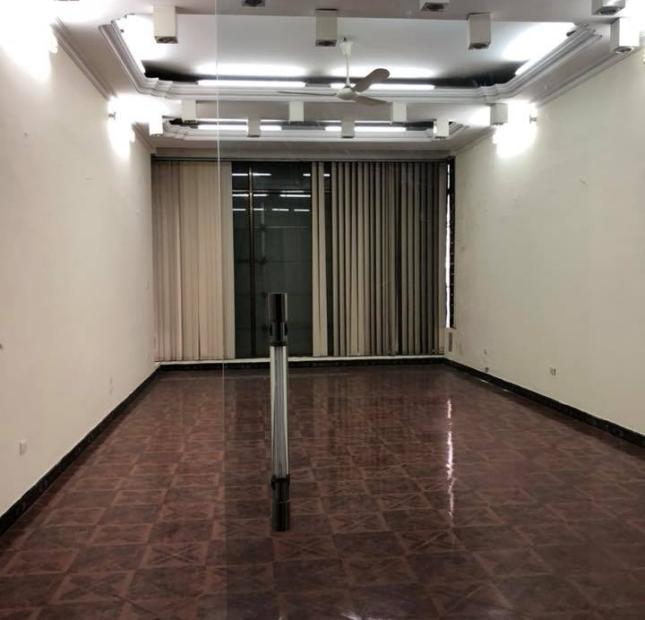 Bán nhà mặt phố Trấn Vũ, Quận Ba Đình, DT: 110m2, 5 tầng, giá 32.5 tỷ