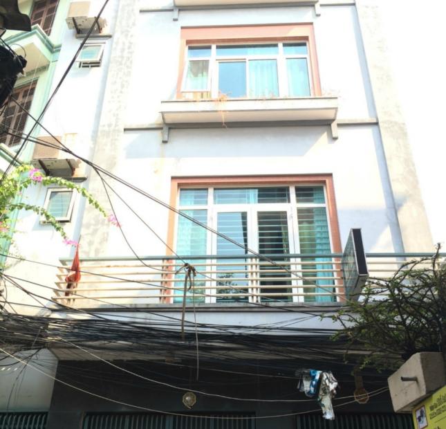 Cho thuê nhà phố Khâm Thiên, Đống Đa. DT 90m2, 6 tầng, MT 5m, giá 40tr/th