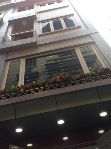 Bán nhà phố Cù Chính Lan, 50m2 x 5 tầng mới đẹp hiện đại, 5 tỷ 95