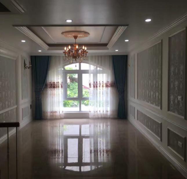Chính chủ cần bán nhà đẹp phố Triều Khúc, Thanh Xuân 33m2 * 5 tầng, giá 2.3 tỷ