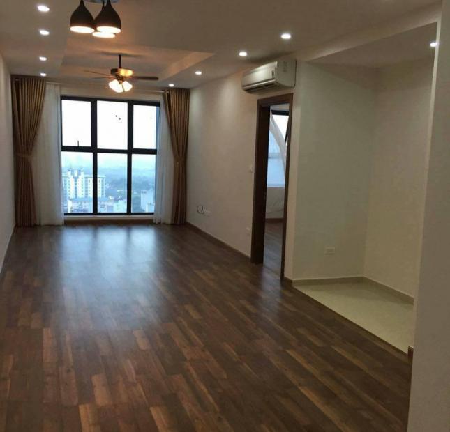 Chung cư cao cấp Golden Land 275 Nguyễn Trãi cần cho thuê gấp căn hộ, 93m2, 2PN, nội thất cơ bản
