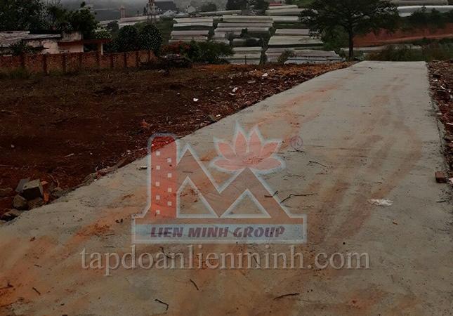 Cần bán lô đất bằng phẳng, mặt tiền đường Nam Hồ, TP. Đà Lạt, giá 1 tỷ 800 triệu