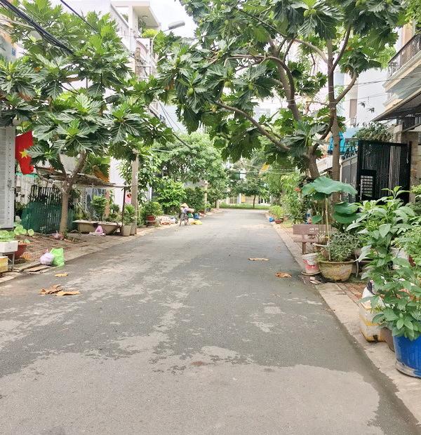 Bán nhà phố hiện đại mặt tiền nội bộ KDC Nam Long Phú Thuận, Quận 7