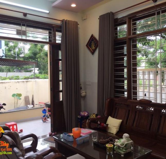 Cho thuê nhà biệt thự 2 tầng, 3 PN tại đường Đoàn Khuê, Đà Nẵng - (079.4141.588)