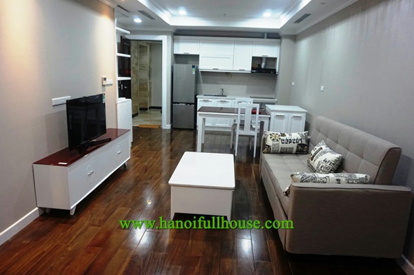 Cho thuê căn hộ cao cấp phố Bùi Thị Xuân, 0983739032