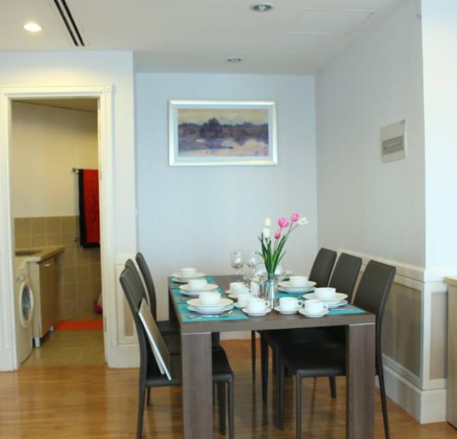 Cho thuê căn hộ chung cư Golden Land 132m2, 3 phòng ngủ, full đồ, giá 12 tr/th