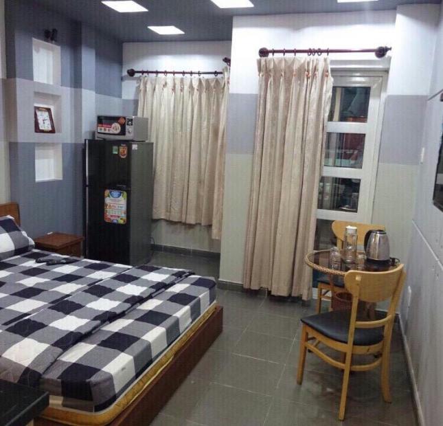 Cho thuê căn hộ dịch vụ tại Đ. Cô Giang, Quận 1. Giá 7.5 triệu/tháng