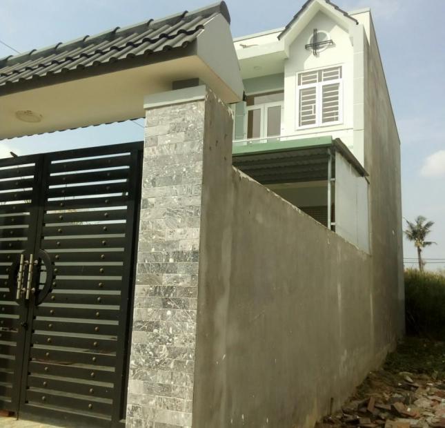 Nhà 1 trệt, 1 lầu đường 182, Tăng Nhơn Phú A, quận 9, giá bán 2.85 tỷ
