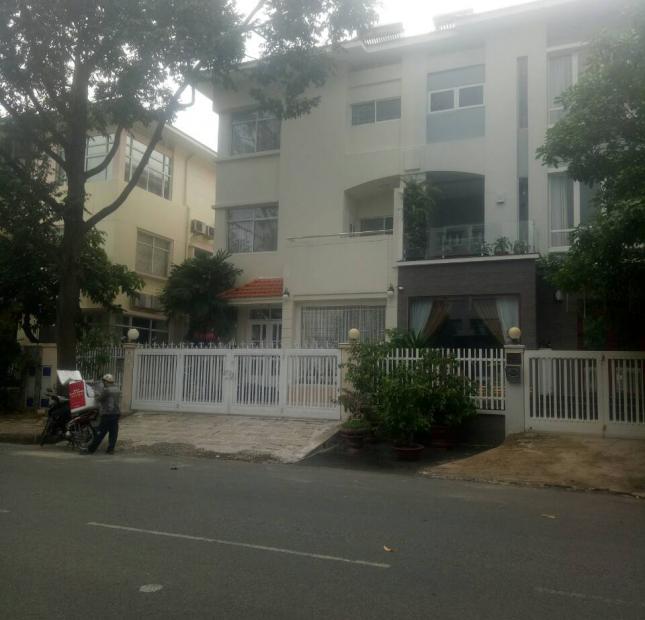 Bán nhà biệt thự, liền kề tại đường 18, Quận 7, Hồ Chí Minh, diện tích 256m2, giá 24.5 tỷ