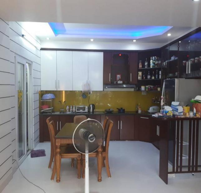Chính chủ bán căn hộ Investco Đồng Diều, có sổ hồng, full nội thất cao cấp. LH: 0906917754