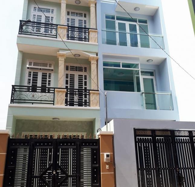 Bán nhà phố liền kề phong cách hiện đại ngay đường Nguyễn Ảnh Thủ, quận 12