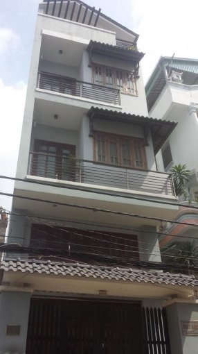 Cần bán nhà Phùng Văn Cung, Cầm Bá Thước DT 5,4 x11m, giá 9.2 tỷ