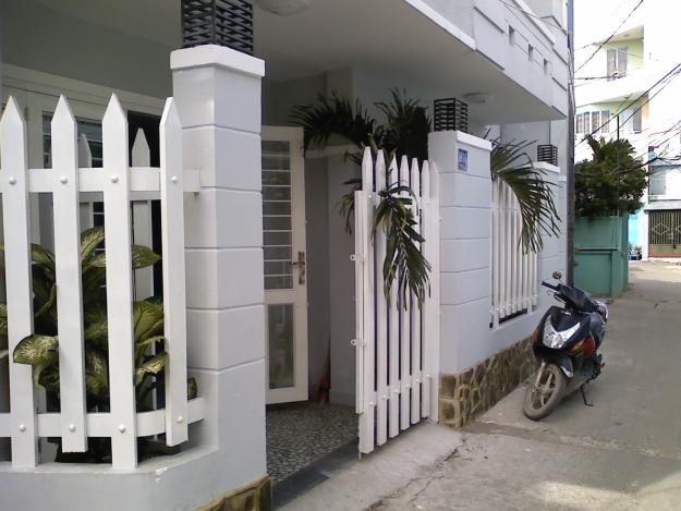 Cho thuê nhà MT Nguyễn Cửu Vân, quận Bình Thạnh