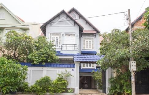 Cho thuê căn hộ chung cư tại xã Mễ Trì, Nam Từ Liêm, Hà Nội DT 98m2, giá 9.5 triệu/tháng