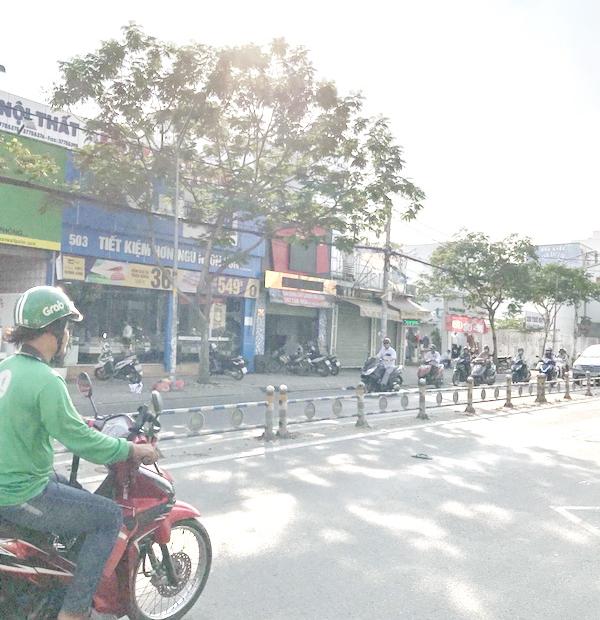 Bán gấp nhà mặt tiền đường Nguyễn Thị Thập, phường Tân Phong, Quận 7