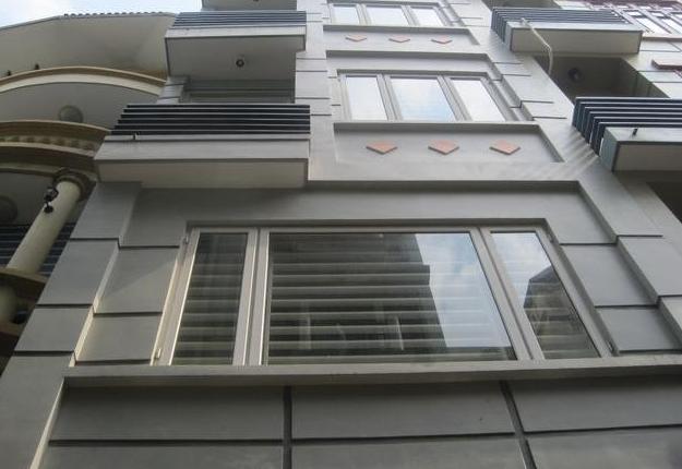 Cho thuê nhà ngõ Nguyễn Hồng, Đống Đa, DT 75m2, 4 tầng, MT 6m, giá 40tr/th