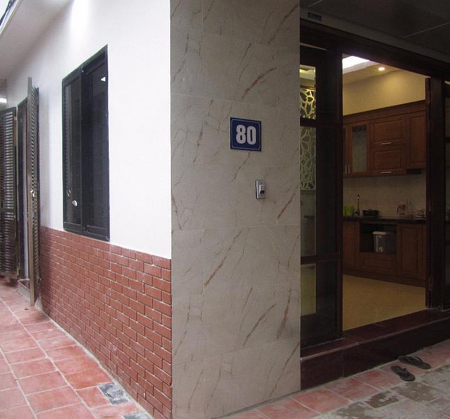 Bán nhà 62/10/250 Kim Giang- Thanh Xuân, 31.3m2* 5 tầng, có sân để xe, giá 2.05 tỷ. 0964680412.