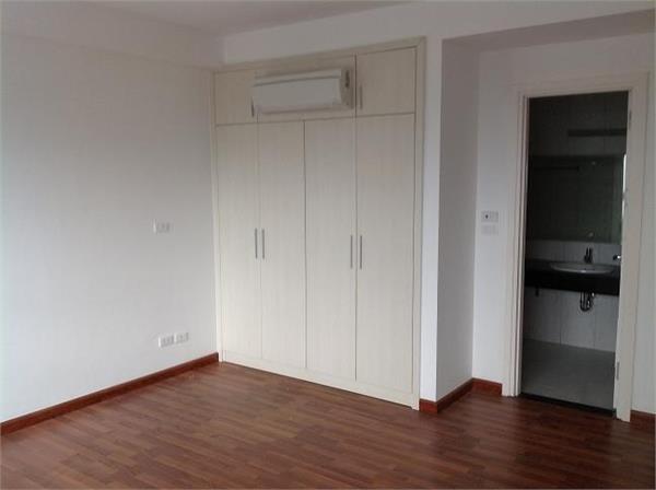 Cho thuê CHCC 27 Huỳnh Thúc Kháng, tầng thấp, 130m2, 3PN, ĐCB, giá 12tr/th, LH 0919863630