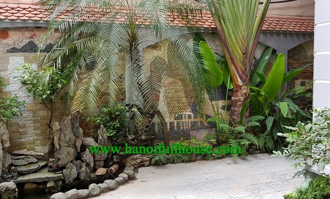 Cho thuê nhà riêng 150m2, sân vườn đầy đủ đồ tại Ba Đình, Hà Nội, 0983739032