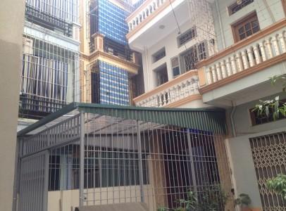 Bán nhà ngõ 120 Kim Giang Hoàng Mai 3 tầng 65m2 nhà kiên cố chắc chắn giá 3 tỷ 