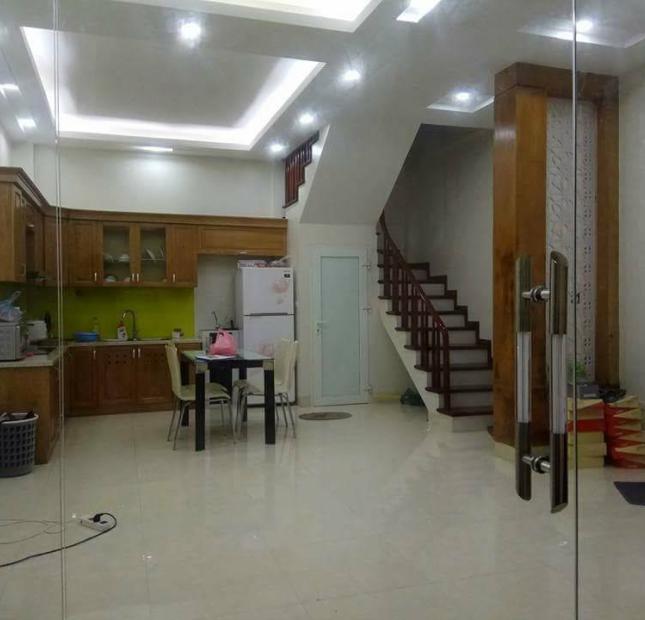 Bán nhà 42m2 6 tầng mặt tiền 5.3 ngõ phố Hồ Đắc Di, Đống Đa, HN: 5.5 tỷ (có TL).