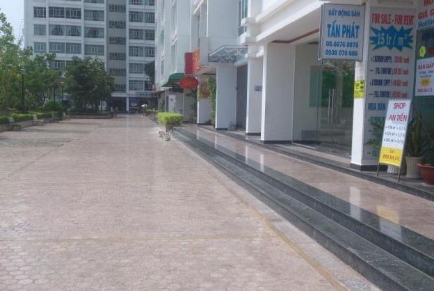Cho thuê shop KD cao ốc Phú Hoàng Anh, DT 60m2, view trực diện hồ bơi, giá 16 tr/th, 0919243192