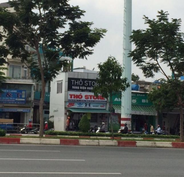 Bán gấp nhà MT Phạm Văn Đồng, gần sân bay, 4.3x15m, 9.9 tỷ