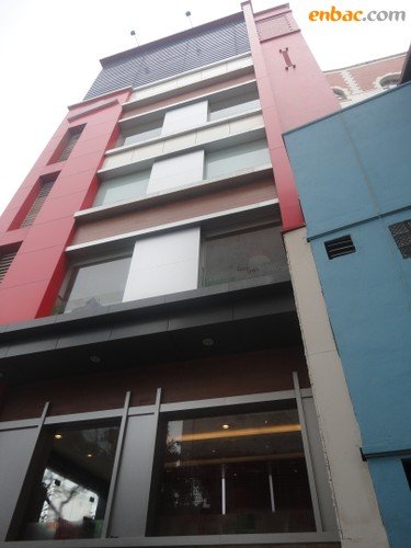 Bán gấp nhà mặt phố Ngô Thì Nhậm, 125m2, 6 tầng đẹp, quận Hai Bà Trưng