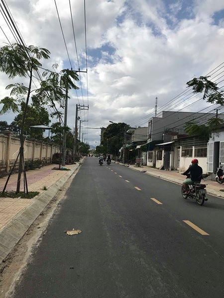 Bán lô đất ba mặt tiền đường Quảng Đức, Vĩnh Hòa, Nha Trang, Khánh Hòa.