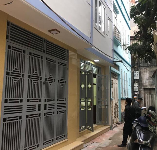 Nhà mới Lê Trọng Tấn- Dương Nội, 35mx4T ô tô đỗ cửa 1.58 Tỷ cạnh Trường Tiểu học Dương Nội,La cả