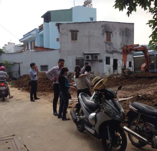 Bán đất sổ đỏ thổ cư 100% tại đường Nguyễn Tuyển, P. Bình Trưng Tây, Quận 2