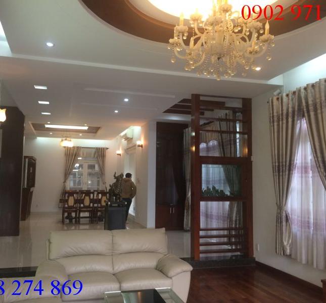 Villa full nội thất đường Nguyễn Văn Hưởng, Q2, cần cho thuê 132 triệu/th