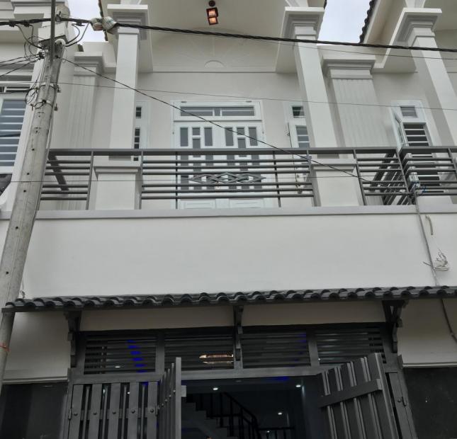 Bán nhà 1 trệt 1 lầu 4x13m giá 1.9 tỷ, HXH đường Hà Huy Giáp, P. Thạnh Xuân, Q12