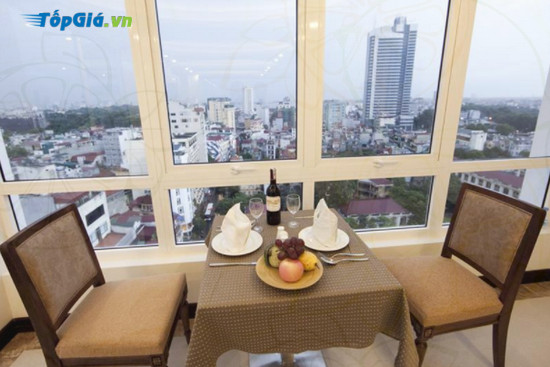 Bán gấp khách sạn bốn sao Ba Đình, DT: 550m2, 17 tầng, chỉ 280 tỷ