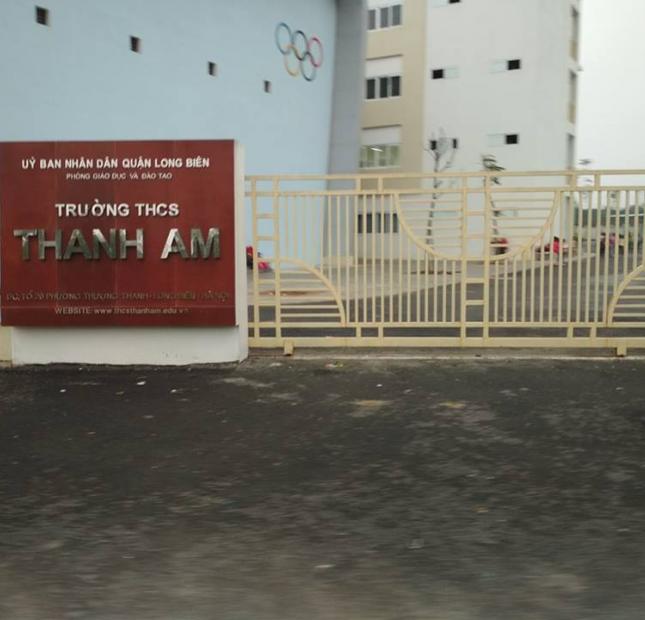 Bán mảnh đất 40m2, ngõ 44/58 Đức Giang, Long Biên, ô tô đỗ cửa giá rẻ. LH Ninh 0931705288