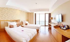 Bán khách sạn 4 sao cực đẹp Ba Đình, 17 tầng, 280 tỷ