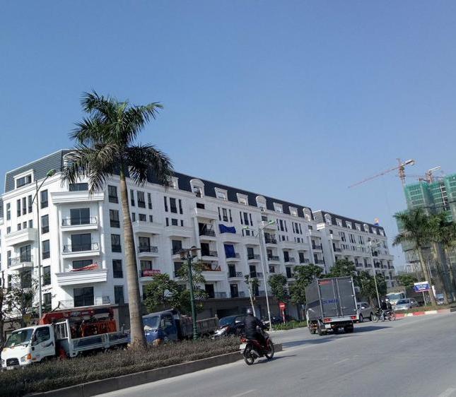 Bán biệt thự mặt phố Nguyễn Khuyến, Văn Quán 5 tầng, 24m mặt tiền, giá 25 tỷ