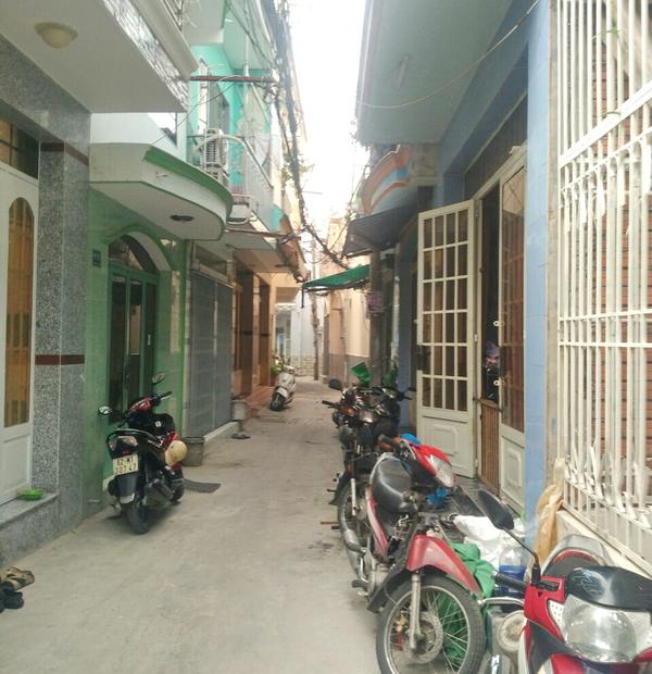 Bán nhà 1 lầu đúc đường Trần Xuân Soạn, Phường Tân Hưng, Quận 7